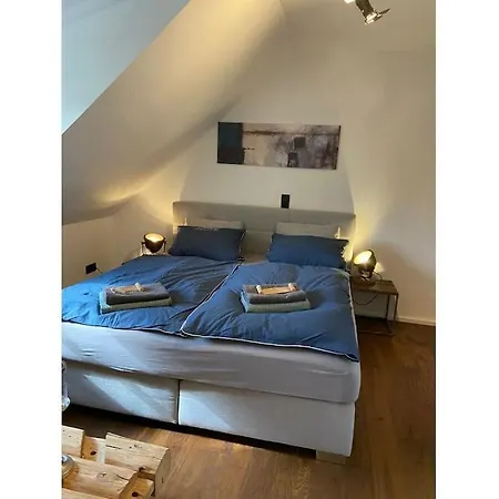 1-bedroom * Tating